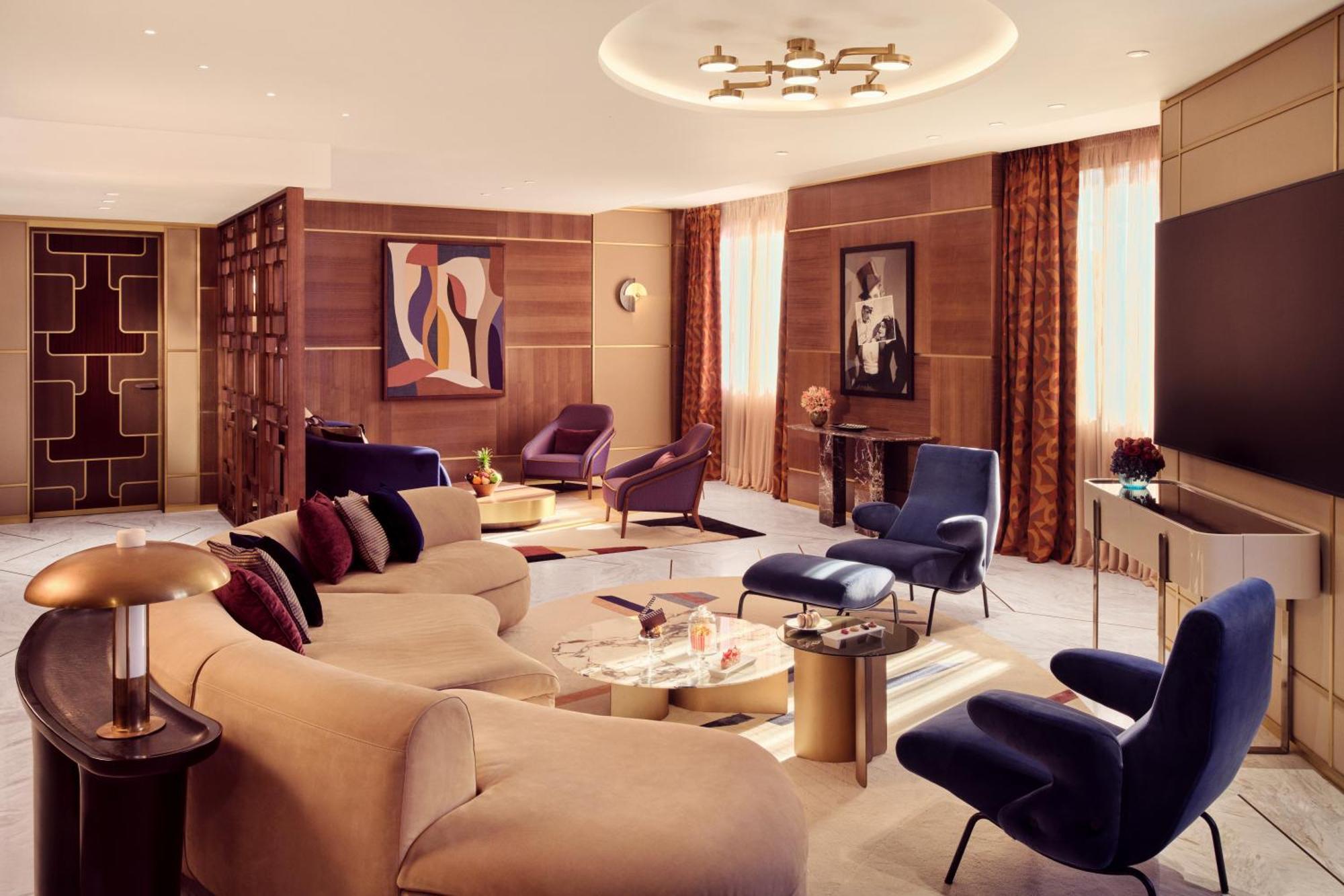 Two-Bedroom Privilege Suite,1574686436:JPEG